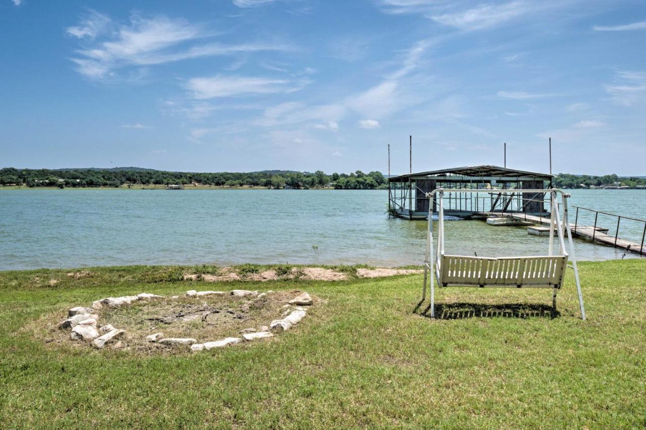Rustic Lake Buchanan Hideaway With Game Room And Grill Tow Экстерьер фото